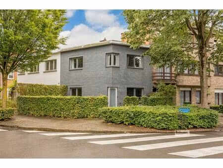 huis te koop in brasschaat met 2 slaapkamers
