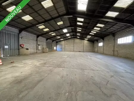 location local d’activités avignon 84000 990m²