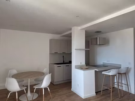 location appartement 2 pièces 50 m² à gex (01170)