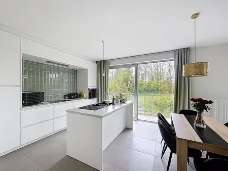 appartement te koop in roeselare met 2 slaapkamers