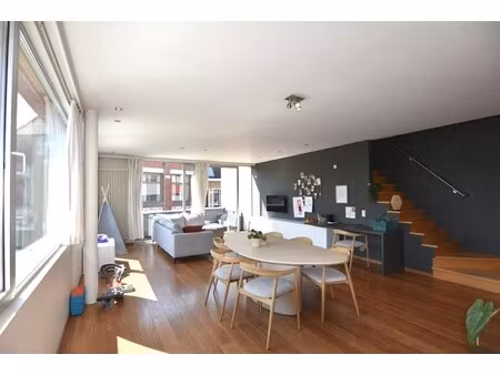 ruim duplex appartement in hartje rumbeke