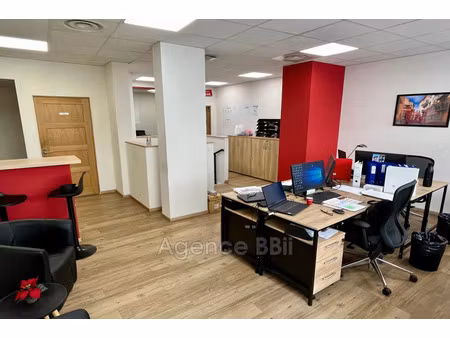vente local commercial 123m2 nice 06300 - 296799 € - surface privée
