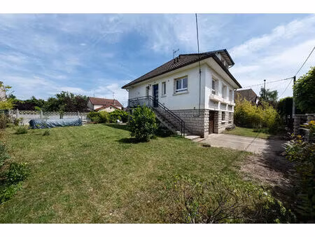 vente maison 6 pièces  118.00m²  vaires