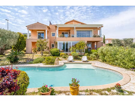 vente maison 6 pièces 245m2 la ciotat 13600 - 1395000 € - surface privée