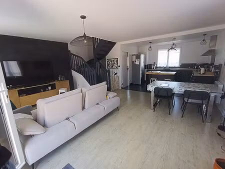 achat maison 4 pièces 92m² savigny le temple 77176
