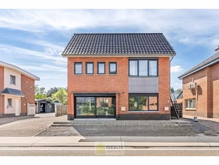 huis te koop in oudsbergen met 4 slaapkamers