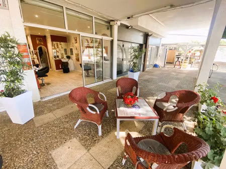 vente commerce 1 pièce 41 m² le grau-du-roi (30240)