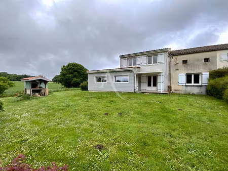 vente maison 5 pièces 125m2 agudelle 17500 - 168000 € - surface privée