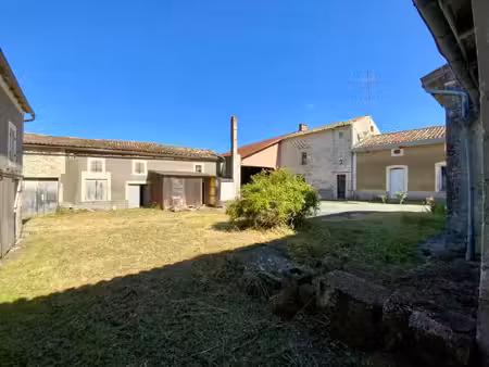 vente maison saint-ciers-du-taillon 17240 - - surface privée