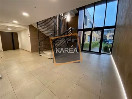 achat local professionnel 475m² champs sur marne 77420