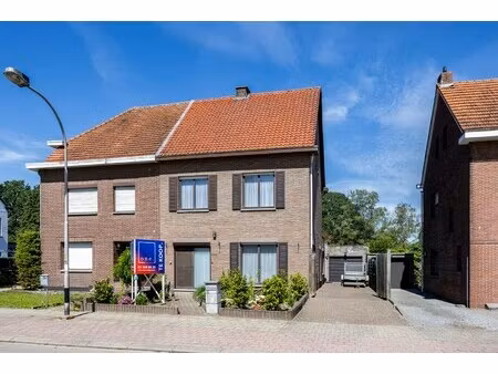 huis te koop in brasschaat met 3 slaapkamers