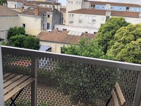 location appartement 4 pièces 65 m² à bordeaux (33000)