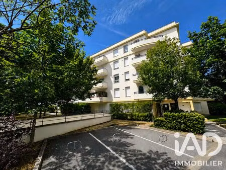 appartement à nanterre (92000)