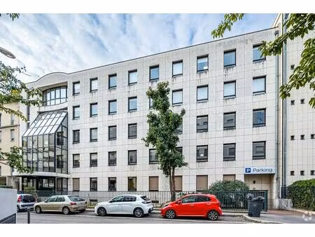 location bureaux 339 m² à 678 m²