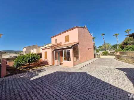 vente maison à hyères (83400) : à vendre / 98m² hyères