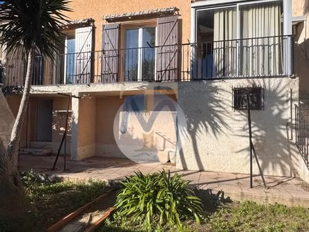 villa 4 pièces avec jardin  garage et sous sol