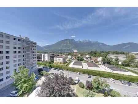 saint egrève 3 pièces en dernier étage