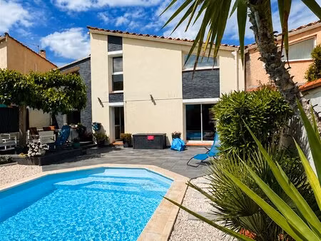 villa 110 m2 5 pièces avec piscine