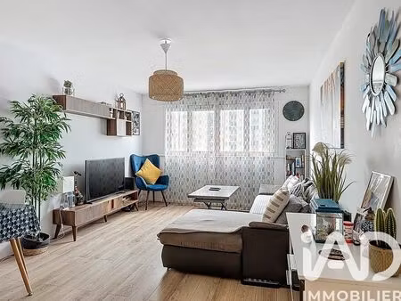 appartement à villeneuve-la-garenne (92390)