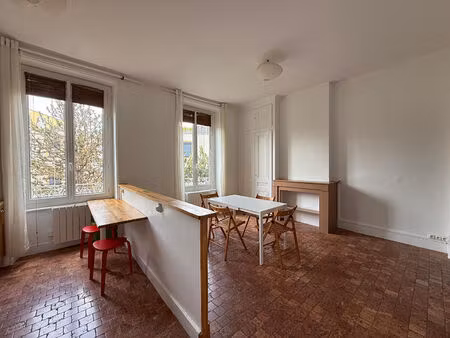 t1bis - hôpital de la croix-rousse