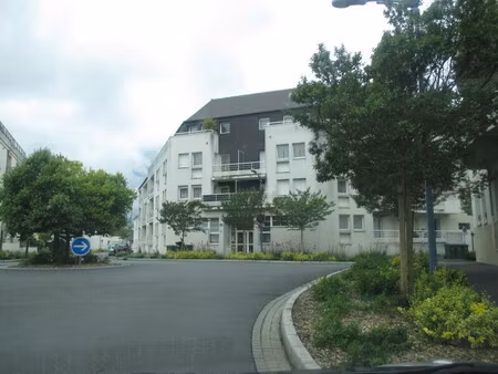 location appartement 3 pièces 74m² fleury les aubrais 45400