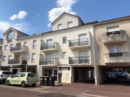 location appartement 3 pièces 45m² ste genevieve des bois 91700