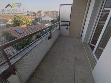 location appartement 3 pièces 61m²