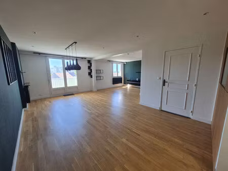 location appartement 4 pièces 86m²