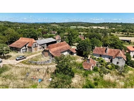 corps de ferme 130m² hab - 6 bâtiments