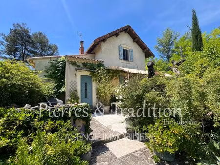 st martin de castillon  maison avec beau terrain paysager