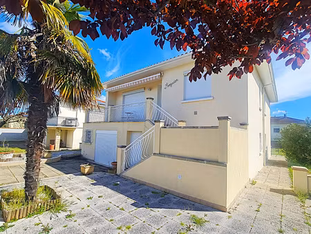 grande maison 158 m2 4 ch 7 pièces à villeneuve sur lot