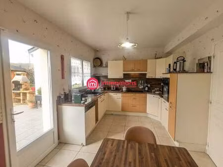 vente maison à changé (72560) : à vendre / 164m² changé