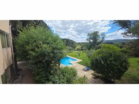 maison de 247m² habitable piscine et terrain divisible