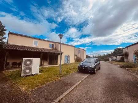 ensemble résidentiel de 4 villas avec appartements indépendants sur un terrain de 4 008...
