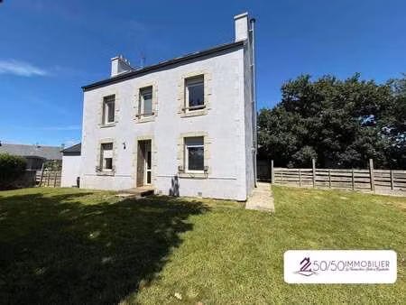 vente maison à lesneven (29260) : à vendre / 102m² lesneven