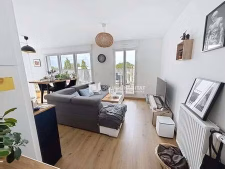 location appartement 4 pièces à noyal-châtillon-sur-seiche (35230) : à louer 4 pièces / 68