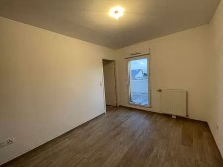 location appartement 3 pièces à saint-herblain (44800) : à louer 3 pièces / 42m² saint-her