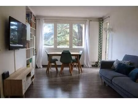 location appartement 3 pièces à suresnes (92150) : à louer 3 pièces / 65m² suresnes