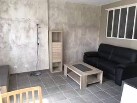 location appartement t1 meublé à brive-la-gaillarde (19100) : à louer t1 meublé / 37m² bri