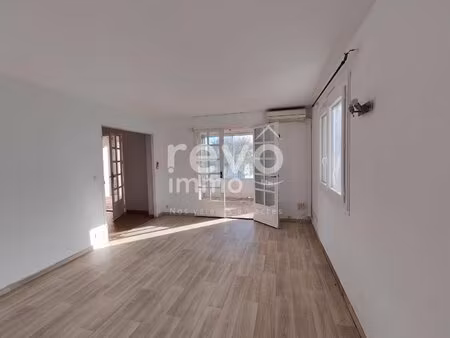 face au ventoux  une maison modulable en deux logements !