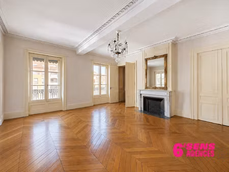 appartement de prestige st just