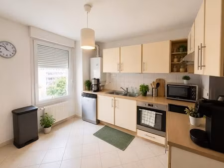 coquet t4 etage eleve