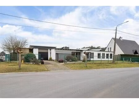 maison à vendre à de hassels 49 mol (rbw27766)
