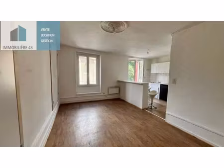 location appartement 2 pièces 37 m² à le puy-en-velay (43000)