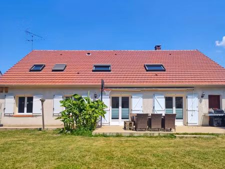vente maison 8 pièces 205 m² chanteau (45400)