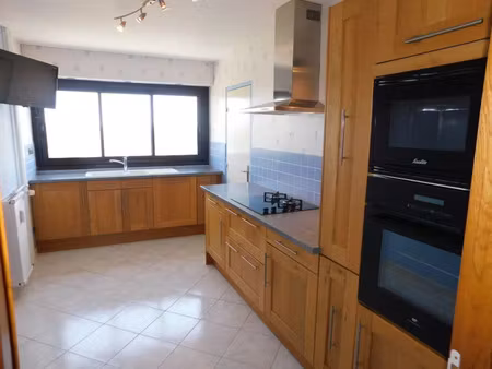 location appartement 3 pièces 85 m² à limoges (87100)