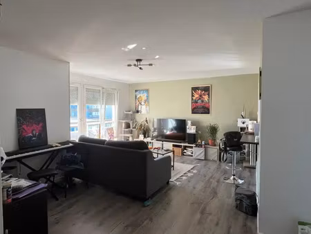 location appartement 3 pièces 68 m² à reims (51100)