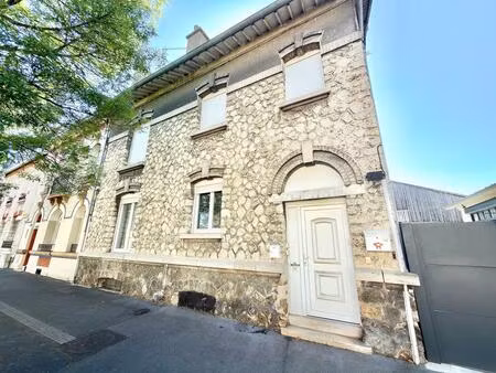 vente appartement 5 pièces 74 m² reims (51100)