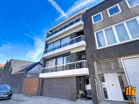 appartement 2 chambres + terrasse +parking intérieur compris