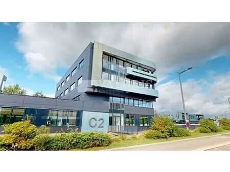 location bureaux 136 m² à 1 181 m²